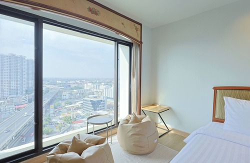 Bang Phlat Hotel | The Royal City Hotel