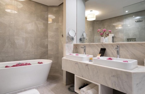 Siem Reap Hotel | The Royal Family Suites by Memoire Palace Resort & Spa