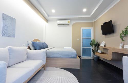 Koh Lan Hotel | The Seathru Koh Larn