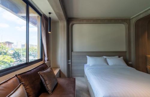 Talat Noi Apartment | The Spades Private Residence
