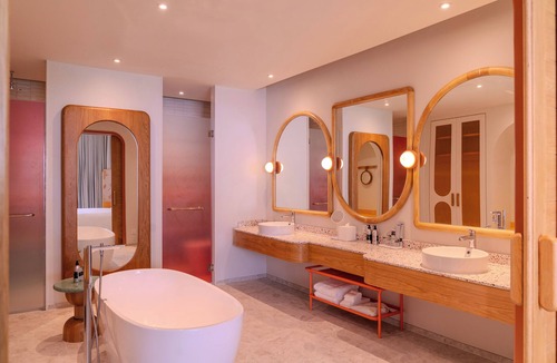 Na Chom Thian Hotel | The Standard Pattaya Na Jomtien