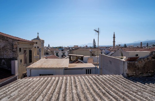 Old Town Rethymnon Apartment | The Storybook Maisonette