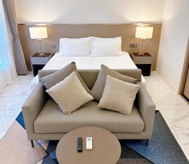 Daun Penh Apartment | The Studio