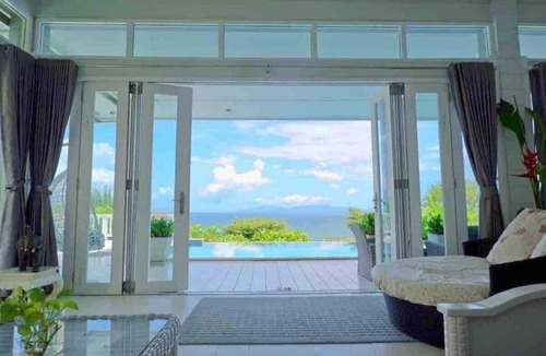 Sikao Villa | The Sunny Hill Estate Sea Views and Helipad