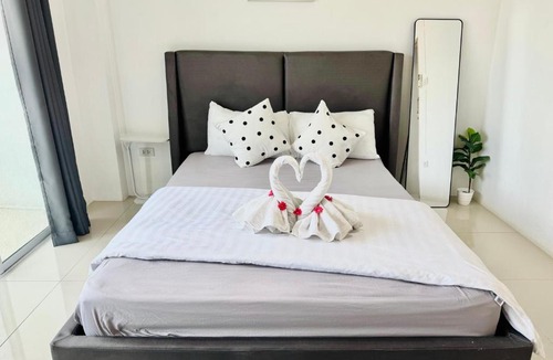 Saen Suk Hotel | The Sunset Bangsaen