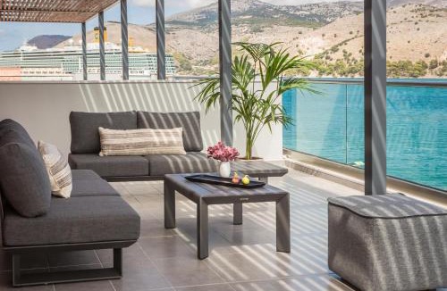 Argostoli Town Apartment | The Twelve Suites Collection