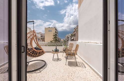 Kaisariani Apartment | The Urban Loft 2 - Athens Unique Oasis