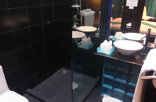 Jomtien Hotel | The Venue Residence and Cabaret