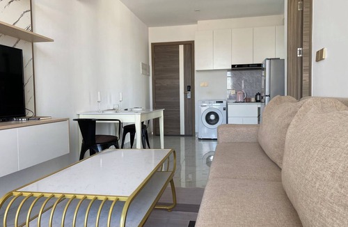 Ruessei Kaev Apartment | The Vincent Condo