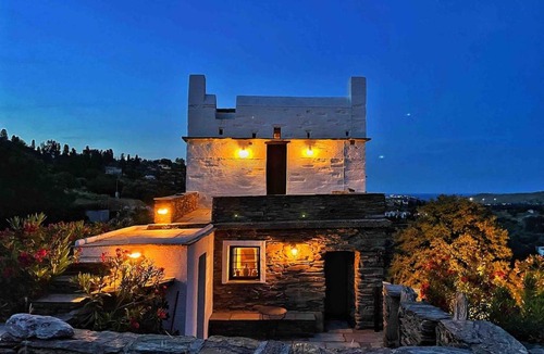 Andros Town Apartment | The Vintage Dovecote