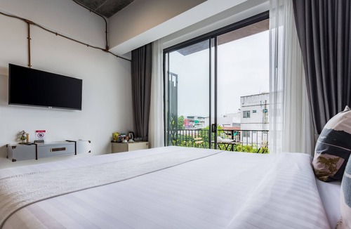 Nai Muang Hotel | The Wood