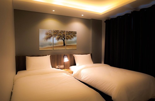 Chonburi Hotel | The Zleep Chonburi