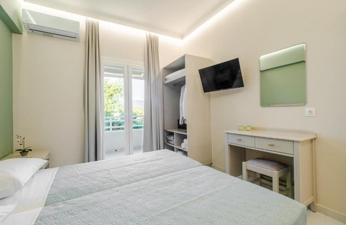 Roda Apartment | Theodoros Resort