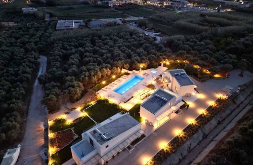 Pyrgos Psilonerou Villa | Theseus Villa