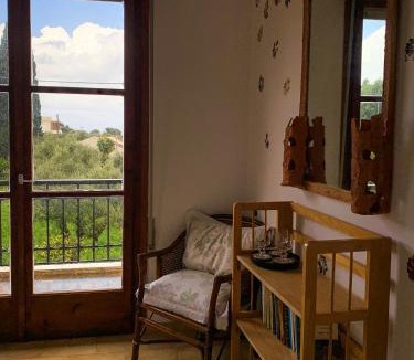 Akrotiri House | TheVVstory , Lovely Home Stay - Close to town and Nature