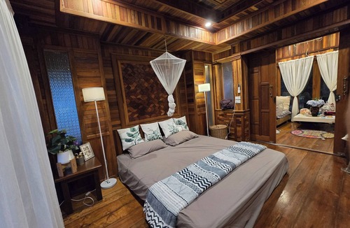 Kanchanaburi House | three little birds 2 bedroom (บ้านไม้กลางสวน)