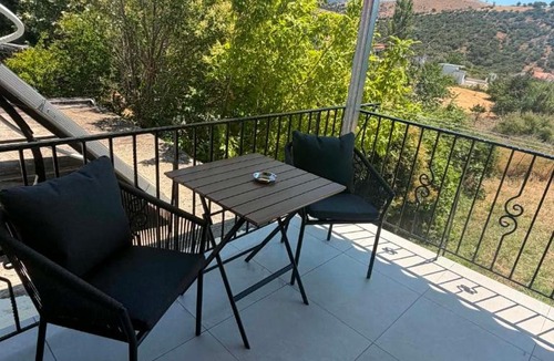 Samothrace Apartment | Thyros