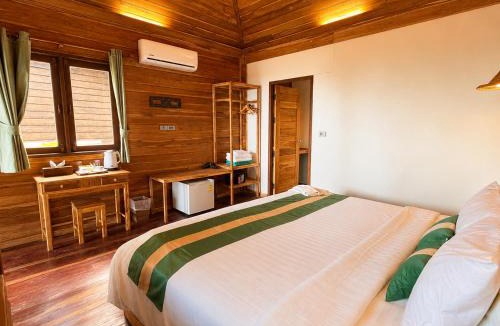 Nuea Khlong Resort | Ting Rai Bay Resort