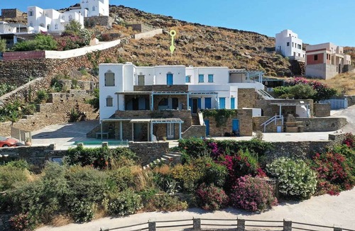 Tinos Villa | Tinos traditional Cycladic residence villa 60 meters from sea