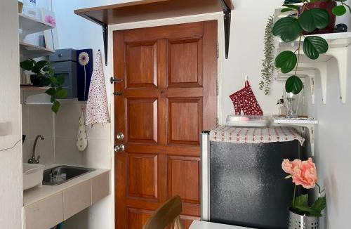 Thanon Phaya Thai Apartment | Tiny Nest Pratunum Airport Link