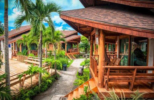 Rayong Hotel | Tique Series Boutique Resort (SHA Extra Plus)