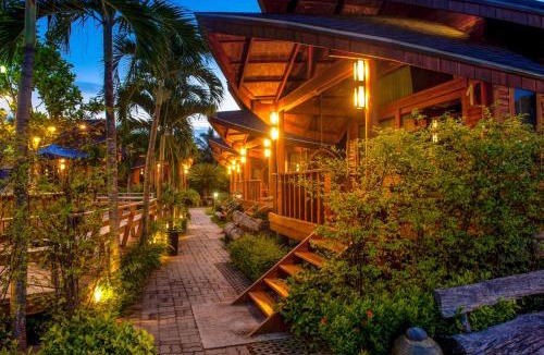 Rayong Hotel | Tique Series Boutique Resort (SHA Extra Plus)