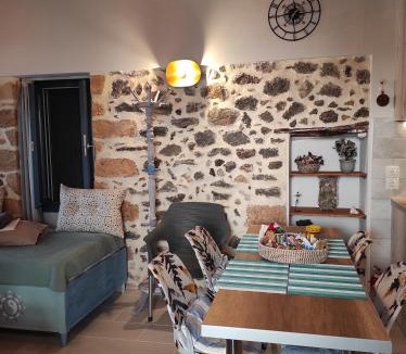 Perdhika Apartment | To Pefko