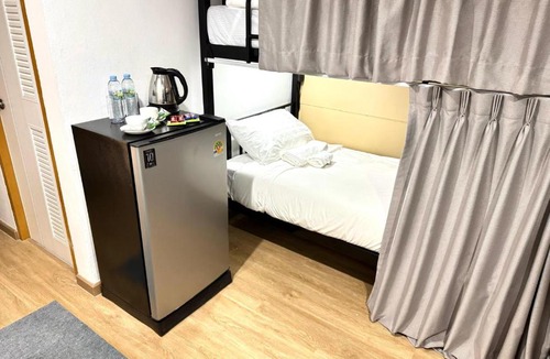 Patong Hostel | Top Residence Patong