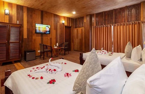 Downtown Siem Reap House | Touch Local10-ENTIRE PoolVilla