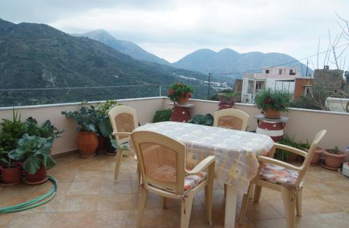 Tourloti Apartment | Tourloti Village House