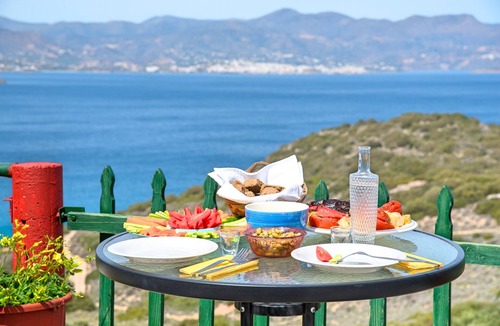 Istron Apartment | Traditional houses Anemone Seaside - studio