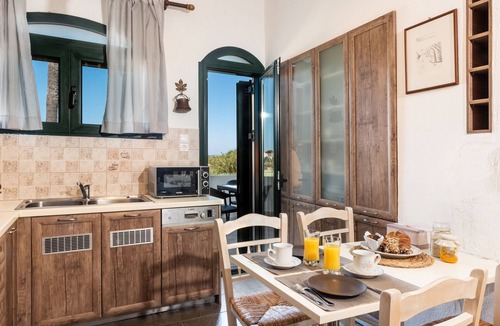 Rapaniana Cottage | Traditional Seaside Cottage - Chania