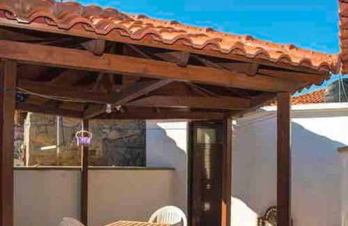 Kontias House | Traditional stone-built house with great view