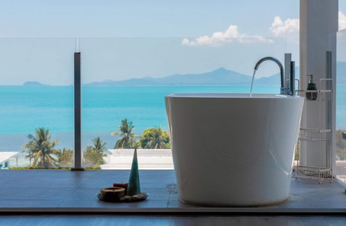 Bophut Villa | Tranquil Seaside Villa: Cinema, Fitness,Beach Walk