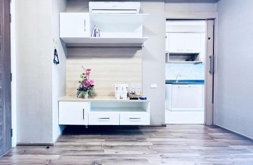 Nong Pa Khrang Apartment | Treasure Condo swimming Wifi cooking