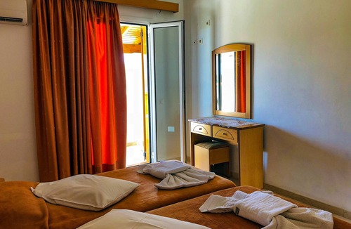 Saoulatika Apartment | Tria Adelphia | Arillas | Room 15