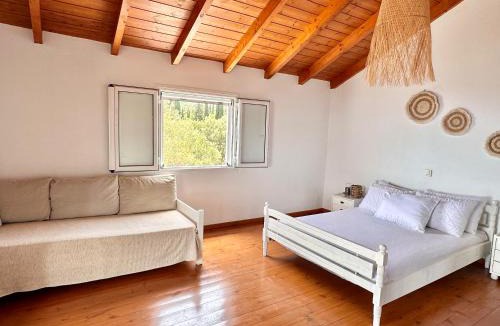 Skinaria Villa | Trikoupis Villa