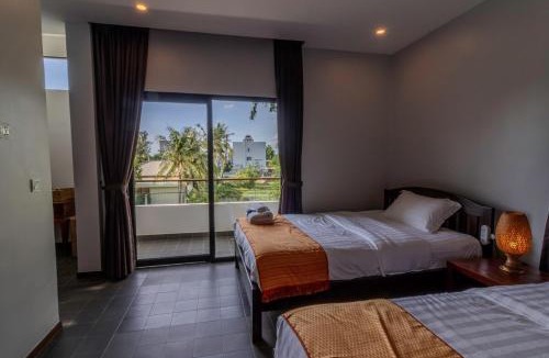 Siem Reap Villa | Tropical 2BR Garden Pool Villa, Apple Music, Padel