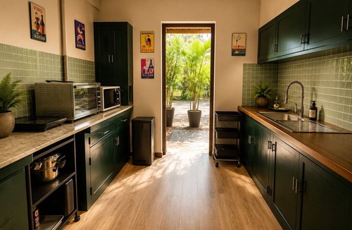 Siem Reap Villa | Tropical 4-bedroom villa with private pool in Krong Siem Reap