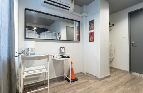 Bangkok Central Business District Apartment | Tuk Tuk House 250m from MRT Sirikit
