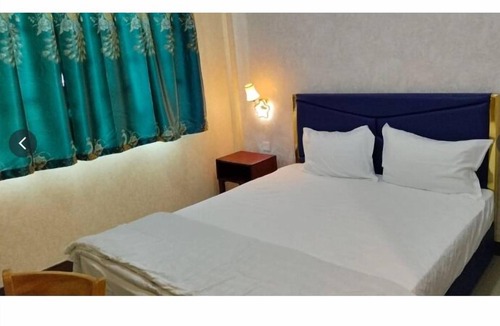 Daun Penh Bed & Breakfast | TWILIGHT INN