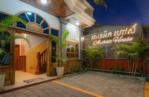 Downtown Siem Reap House | Twin Room, Great for friends sharing-centrally located only 300m to Pubstreet