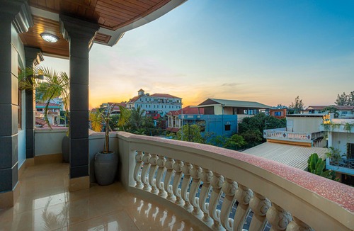 Downtown Siem Reap House | Twin Room, Great for friends sharing-centrally located only 300m to Pubstreet
