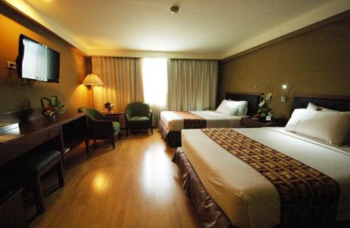 Rong Muang Hotel | Twin Towers Hotel