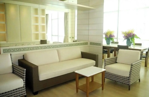 Bang Lamphu Lang Condo | Two bedroom loft style condo, river view pool