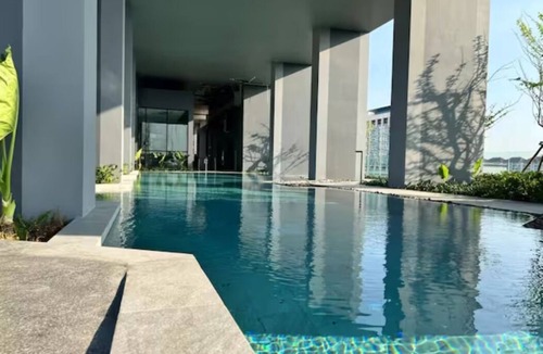 Ramkhamhaeng Condo | Two-Bedroom/University Town/National Stadium/Youtube/Netflix/Free Parking