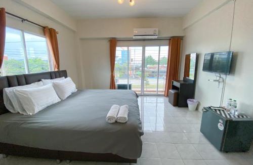 Saen Suk Hostel | Uh Hostel