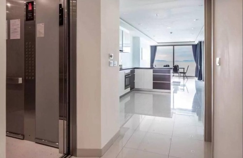 North Pattaya Apartment | Ultimate Luxury in New High Rise Tower