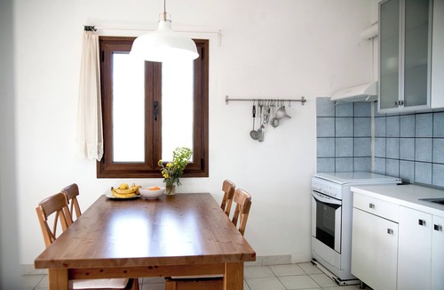 Karvelas Apartment | Unique Hideaway with Serene Panoramic views!