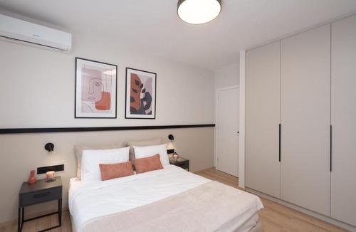Chalandri Apartment | Upscale Apartment in Chalandri with Large Terrace